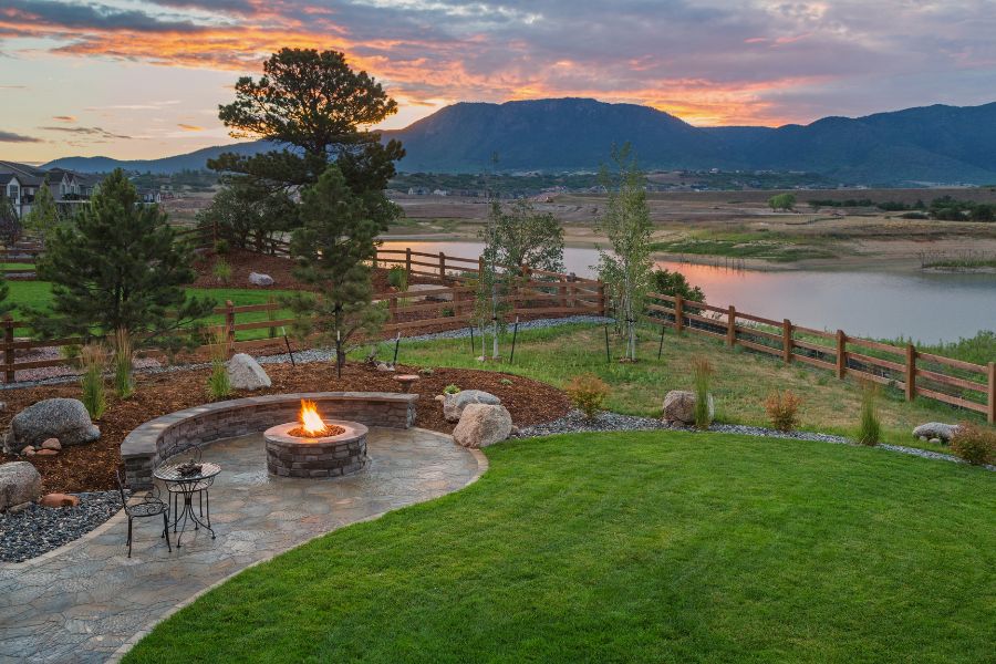 Best Remarkable Rustic Outdoor Fire Pit Ideas